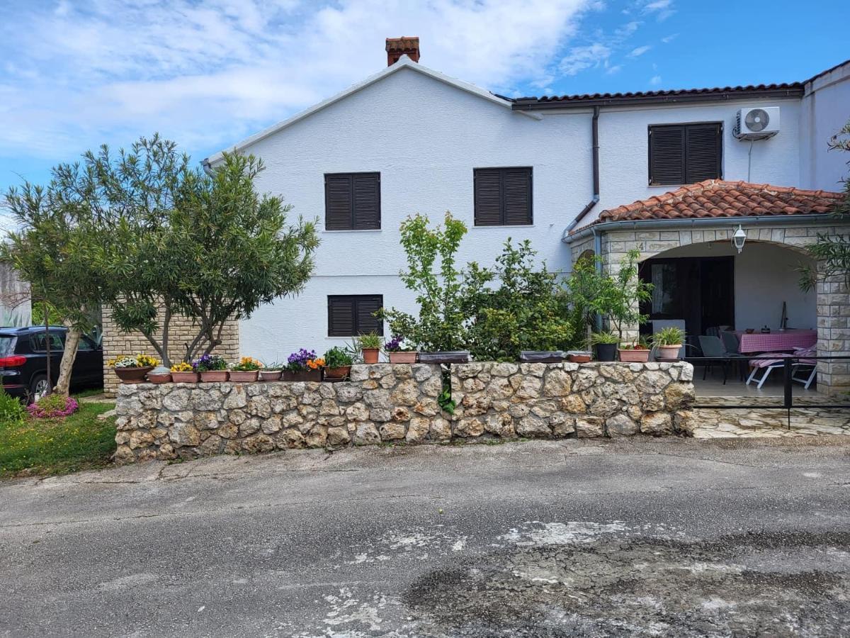Apartments With A Parking Space Zdrelac, Pasman - 8514 외부 사진