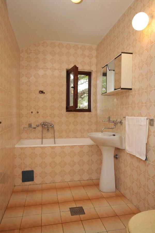 Apartments With A Parking Space Zdrelac, Pasman - 8514 외부 사진