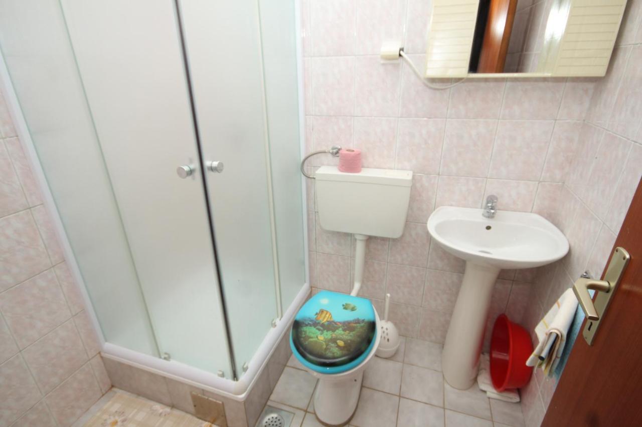 Apartments With A Parking Space Zdrelac, Pasman - 8514 외부 사진